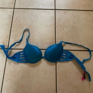 ✨3/$25✨Lasenza push up bra